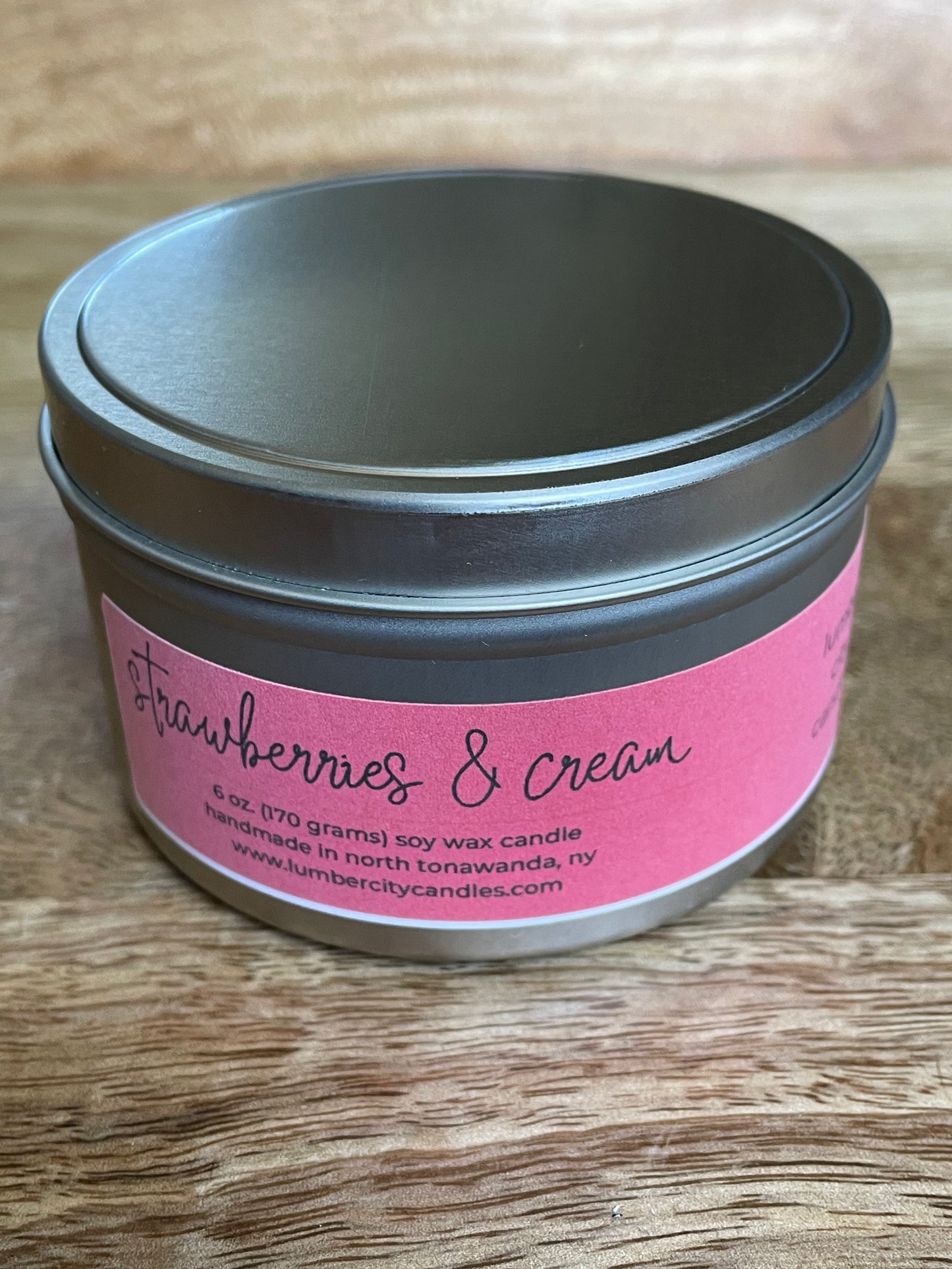 Strawberries & Cream 6oz.