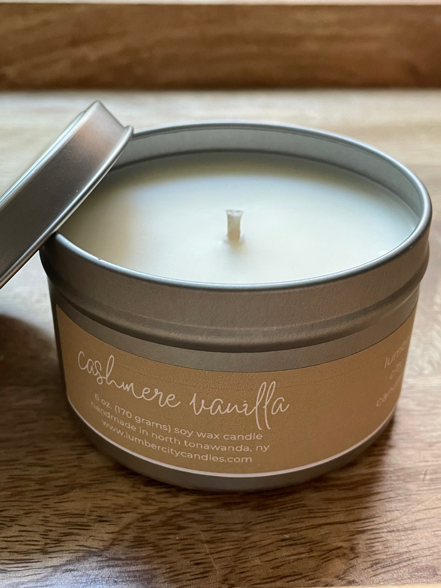 Cashmere Vanilla 6oz.